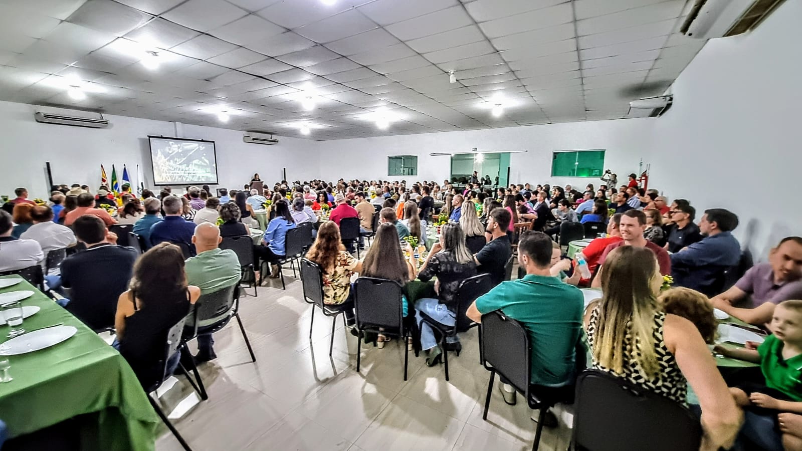 Agricultores lotam Circuito Aprosoja em Gaúcha do Norte